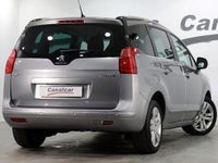 Usado Peugeot 5008 Style 120 CV (88 kW) 2016 Gris Monovolumen