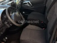 Usado Peugeot Partner Tepee Active 100 CV (73 kW) 2017 Negro Monovolumen