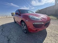 Usado Porsche Cayenne Platinum Edition 245 CV (180 kW) 2013 Rojo SUV