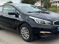 Usado Kia ProCeed 100 CV (73 kW) 2015 Negro Utilitario