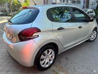 Usado Peugeot 208 Style 82 CV (60 kW) 2016 Gris / plata Utilitario