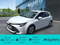 Używany Toyota Corolla Active 122 KM (89 kW) 2022 Biały Sedan/Limuzyna