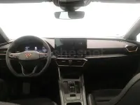 Usado Cupra Leon 150 CV (110 kW) 2023 Gris / plata Berlina