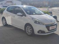 Usado Peugeot 208 Active 100 CV (73 kW) 2019 Blanco Utilitario