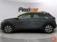 Usado Kia Stonic 100 CV (73 kW) 2021 Gris SUV