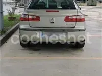 Usado Renault Laguna II Privilege 137 CV (100 kW) 2004 Beige Berlina