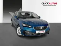 Usado Seat Leon Style 116 CV (85 kW) 2025 Azul Berlina