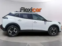 Usado Peugeot 2008 Allure 102 CV (75 kW) 2024 Blanco SUV