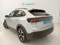Usado VW Taigo 116 CV (85 kW) 2025 Plateado SUV