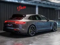 Usado Porsche Panamera 4 462 CV (339 kW) 2018 Gris / plata Utilitario