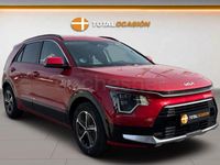 Usado Kia Niro 141 CV (103 kW) 2022 Rojo SUV