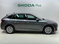 Usado Skoda Scala Selection 115 CV (84 kW) 2025 Gris Utilitario
