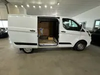 Usado Ford Transit Custom Trend 131 CV (96 kW) 2022 Blanco Berlina