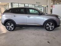 Usado Peugeot 3008 Allure 130 CV (95 kW) 2024 Gris SUV
