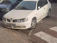Usado Nissan Almera Comfort 110 CV (80 kW) 2001 Blanco Berlina