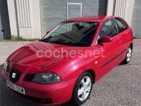 Usado Seat Ibiza Sport 100 CV (73 kW) 2005 Rojo Berlina