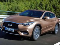 Usado Infiniti Q30 122 CV (89 kW) 2019 Negro Utilitario