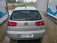 Usado Seat Ibiza Stella 60 CV (44 kW) 2000 Gris / plata Utilitario