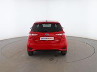 Usado Toyota Yaris Hybrid 101 CV (74 kW) 2020 Rojo Utilitario