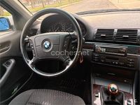 Usado BMW 320 136 CV (100 kW) 1999 Blanco Berlina