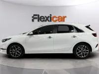 Usado Kia Ceed 101 CV (74 kW) 2023 Blanco Utilitario
