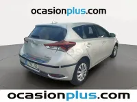 Usado Toyota Auris Business Edition 90 CV (66 kW) 2017 Gris / plata Berlina