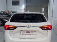 Usado Toyota Avensis Executive 143 CV (105 kW) 2016 Blanco Familiar