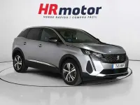 Usado Peugeot 3008 Allure 131 CV (96 kW) 2024 Gris SUV