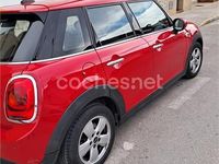 Usado Mini ONE 102 CV (75 kW) 2020 Rojo Utilitario