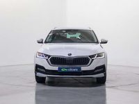 Usado Skoda Octavia 150 CV (110 kW) 2023 Blanco Familiar