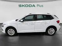 Usado Skoda Kamiq Selection 115 CV (84 kW) 2025 Blanco SUV