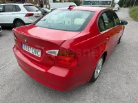 Usado BMW 320 163 CV (119 kW) 2006 Rojo Berlina