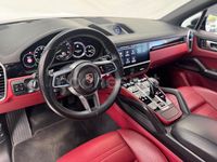 Usado Porsche Cayenne 462 CV (339 kW) 2019 Gris / plata SUV
