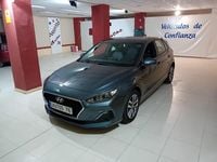 Usado Hyundai i30 95 CV (69 kW) 2021 Gris