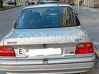 Usado Ford Escort 90 CV (66 kW) 1995 Gris / plata Berlina