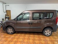 Usado Fiat Doblò Easy 95 CV (69 kW) 2016 Marrón Monovolumen