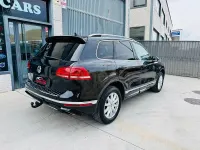 Usado VW Touareg R-line 262 CV (192 kW) 2016 Negro SUV