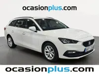 Usado Seat Leon Style 150 CV (110 kW) 2021 Blanco Monovolumen