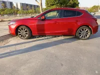 Usado Mazda 3 Edition 120 CV (88 kW) 2018 Rojo Berlina