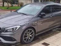 Usado Mercedes CLA220 Shooting Brake 177 CV (130 kW) 2019 Gris / plata Familiar