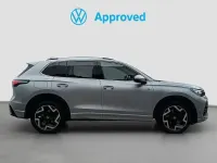 Usado VW Tiguan R-line 150 CV (110 kW) 2025 Gris SUV