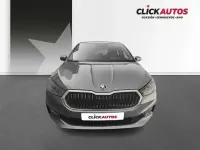 Usado Skoda Fabia Selection 95 CV (69 kW) 2025 Gris Utilitario