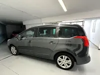 Używany Peugeot 5008 Style 120 KM (88 kW) 2017 Szary Minivan