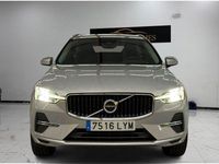 Usado Volvo XC60 Plus 197 CV (144 kW) 2022 Gris / plata SUV