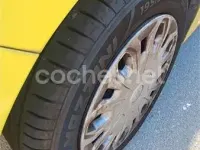 Usado Ford Ka Plus 70 CV (51 kW) 2018 Amarillo Utilitario