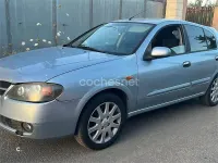Usado Nissan Almera 82 CV (60 kW) 2005 Gris / plata Berlina