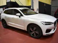 Usado Volvo XC60 R-Design 190 CV (139 kW) 2019 Blanco SUV