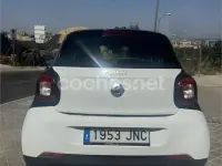 Usado Smart ForFour Passion 90 CV (66 kW) 2016 Blanco Utilitario