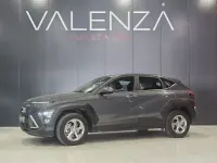 Usado Hyundai Kona 120 CV (88 kW) 2024 Gris SUV