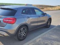 Usado Mercedes GLA200 AMG line 136 CV (100 kW) 2016 Gris SUV